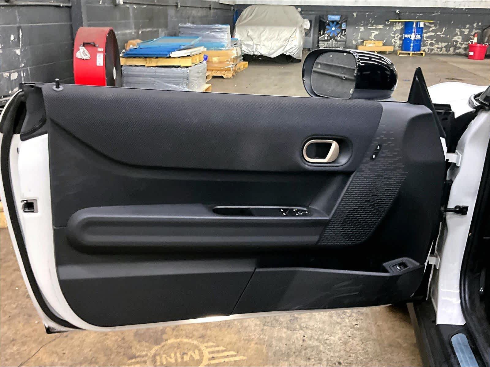 Used 2025 MINI Cooper 2-Door Hardtop FWD image 25