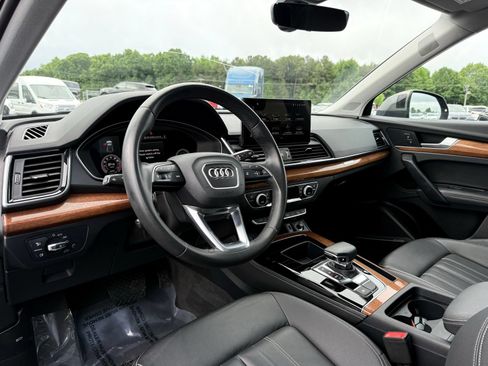 Used 2023 Audi Q5 2.0T Premium Plus w/ Premium Plus Package AWD/4WD image 21