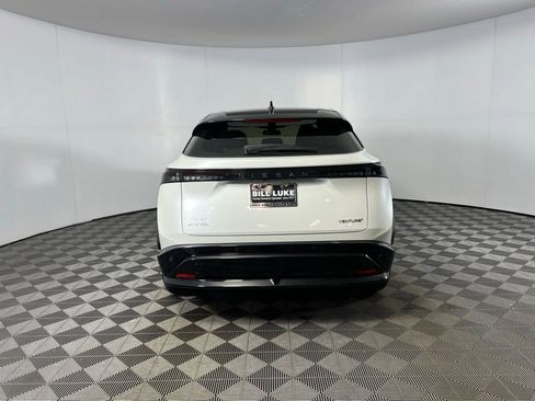 Used 2024 Nissan Ariya FWD image 7