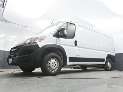 Used 2023 RAM ProMaster 2500 FWD image 32