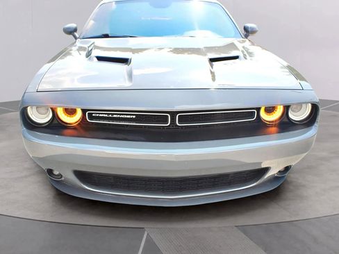 Used 2017 Dodge Challenger SXT Plus image 10