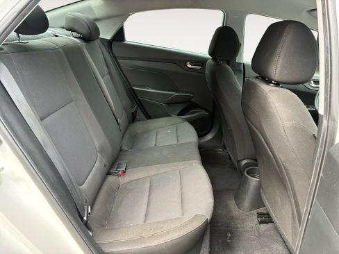 Used 2022 Hyundai Accent SE FWD image 15