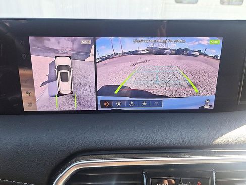 Used 2025 Nissan Armada SL AWD/4WD image 15