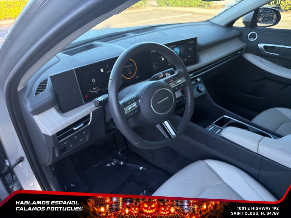 Used 2025 Hyundai Sonata Limited FWD image 17