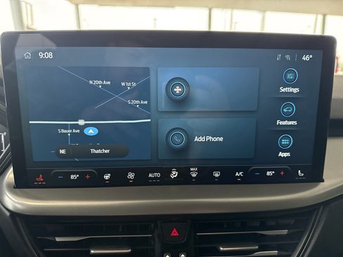 Used 2024 Ford Escape SE image 23