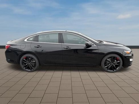 Used 2020 Chevrolet Malibu LT w/ Redline Edition image 8