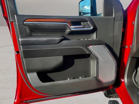 Used 2024 GMC Sierra 2500 Denali w/ Denali Reserve Package image 17