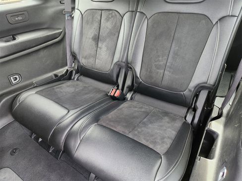 Used 2024 Jeep Grand Cherokee L Laredo image 30