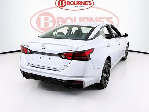 Used 2023 Nissan Altima 2.5 SR image 8