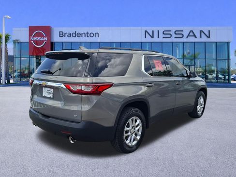 Used 2019 Chevrolet Traverse LT FWD image 5