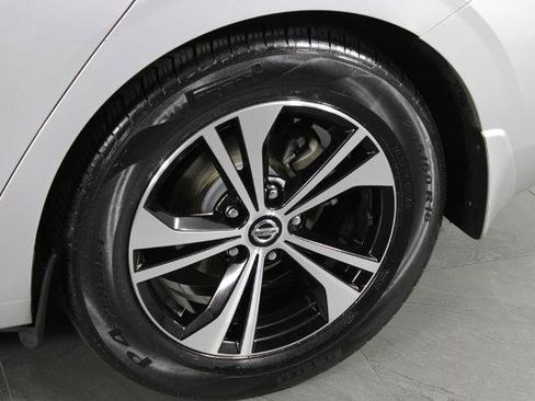 Certified 2020 Nissan Sentra SV image 12