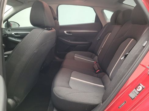 Used 2021 Hyundai Sonata SE FWD image 18