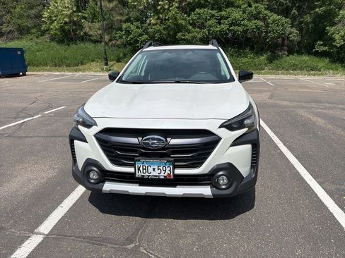 Used 2023 Subaru Outback Limited AWD/4WD image 7