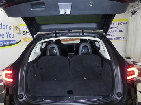 Used 2016 Tesla Model X 90D image 19