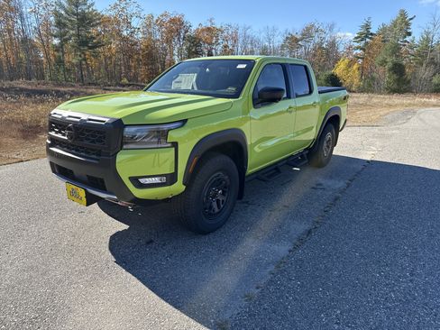 New 2026 Nissan Frontier PRO-4X w/ Pro-4x Convenience Package image 1