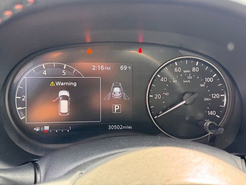 Certified 2024 Nissan Kicks SR w/ SR Premium Package image 14