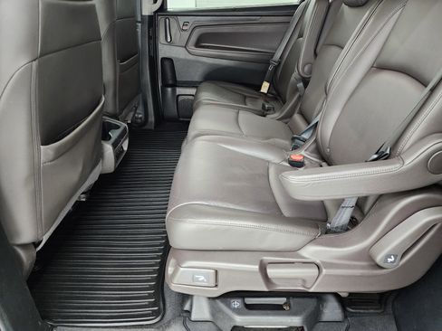 Used 2019 Honda Odyssey Elite image 9