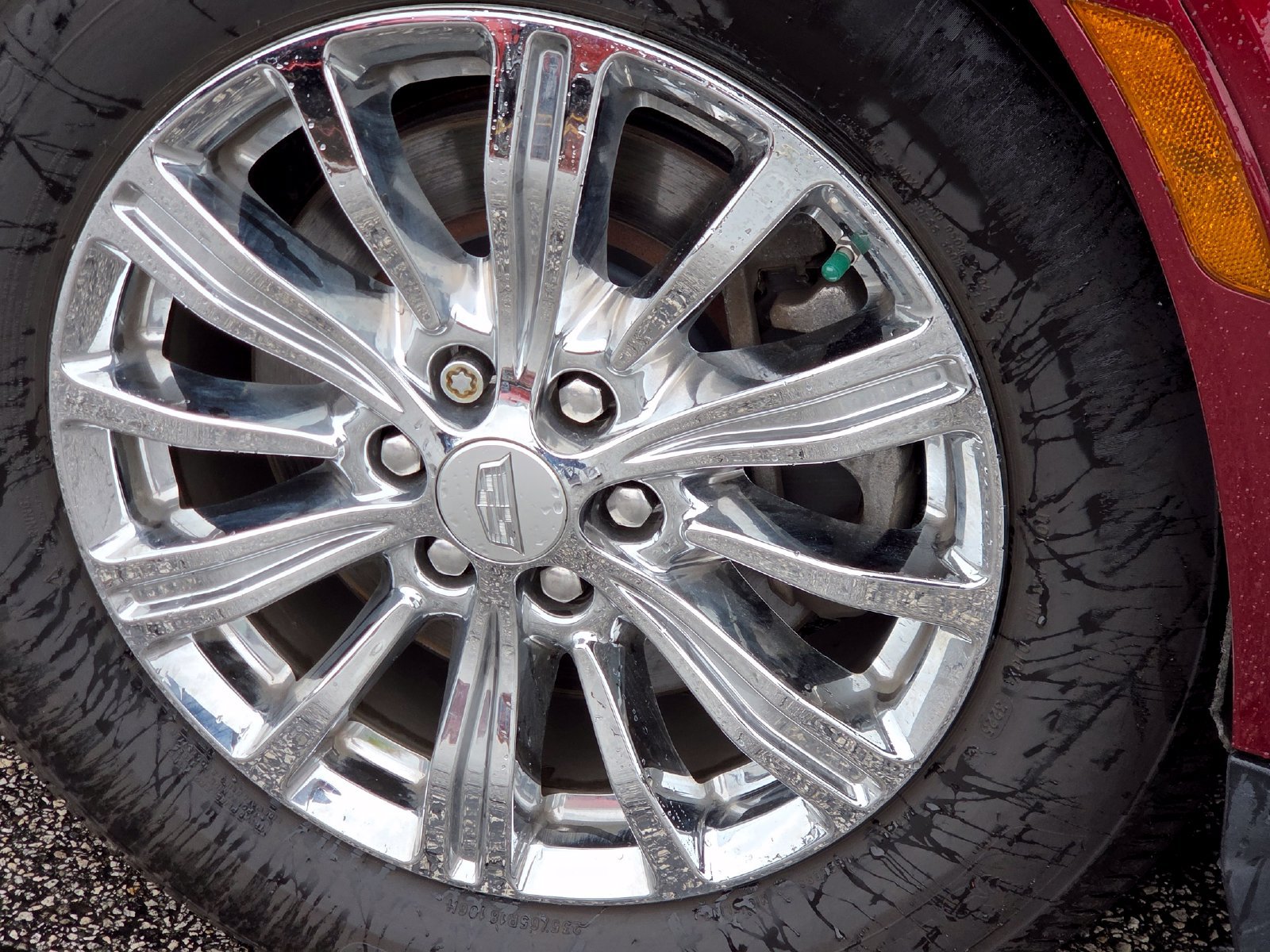 Used 2018 Cadillac XT5 Luxury w/ Driver Awareness Package FWD image 16