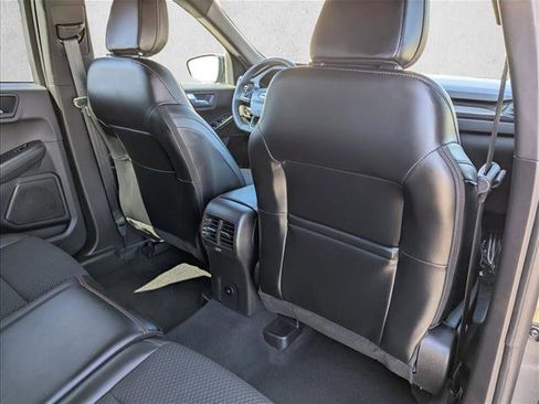 Used 2023 Ford Escape ST-Line AWD/4WD image 27