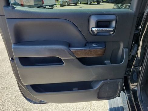 Used 2017 GMC Sierra 1500 Denali w/ Denali Ultimate Package AWD/4WD image 16