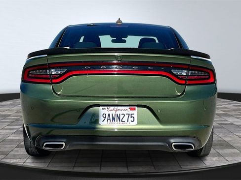 Used 2022 Dodge Charger SXT w/ Blacktop Package image 5