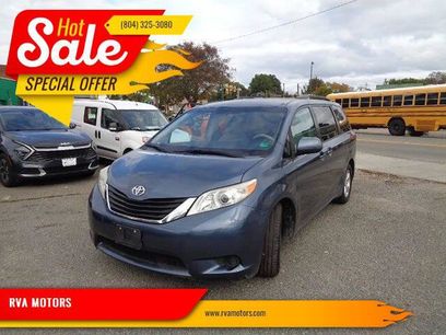 Used 2014 Toyota Sienna LE