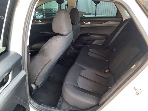 Certified 2022 Kia K5 LX FWD image 12