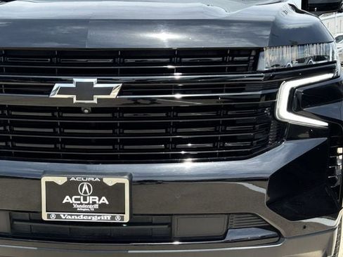 Used 2023 Chevrolet Suburban RST w/ Luxury Package AWD/4WD image 9