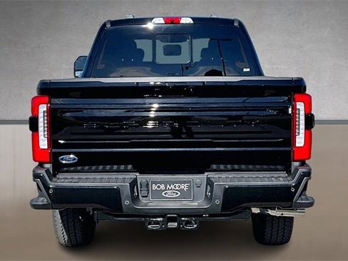New 2026 Ford F250 Platinum w/ FX4 Off-Road Package image 4