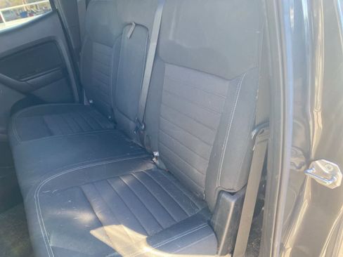 Used 2019 Ford Ranger XL w/ Equipment Group 101A Mid image 12