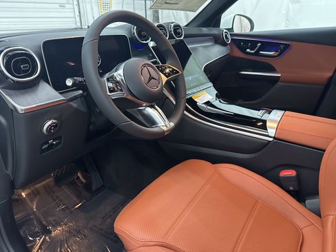 Used 2026 Mercedes-Benz GLC 300 GLC 300 image 12