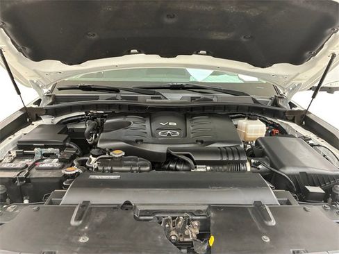 Used 2024 INFINITI QX80 Luxe image 11