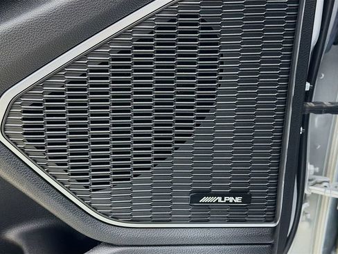 Used 2021 Jeep Grand Cherokee L Limited image 45