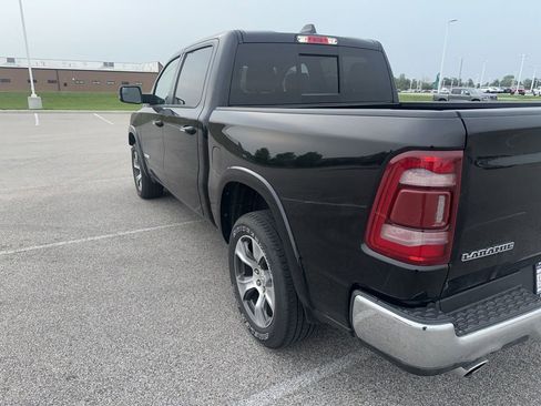 Used 2022 RAM 1500 Laramie AWD/4WD image 6