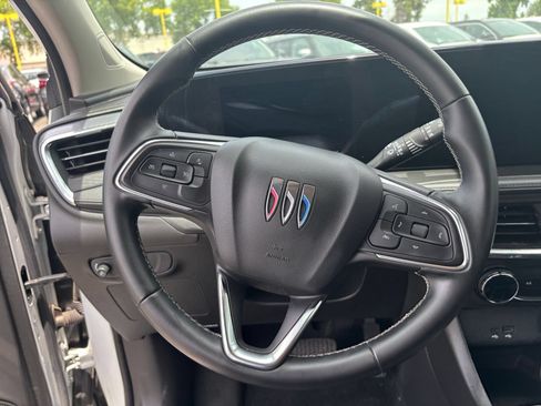 Used 2025 Buick Encore GX Preferred AWD/4WD image 26