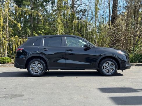 New 2026 Honda HR-V LX image 19