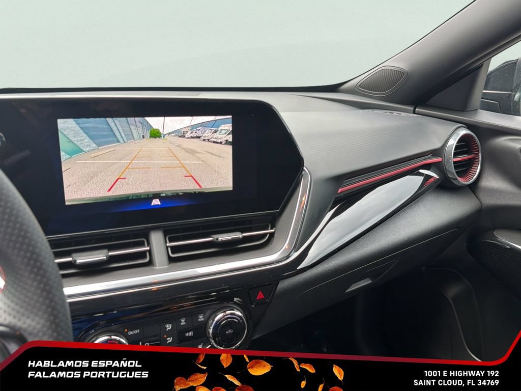 Certified 2025 Chevrolet Trax RS w/ Sunroof Package FWD image 21