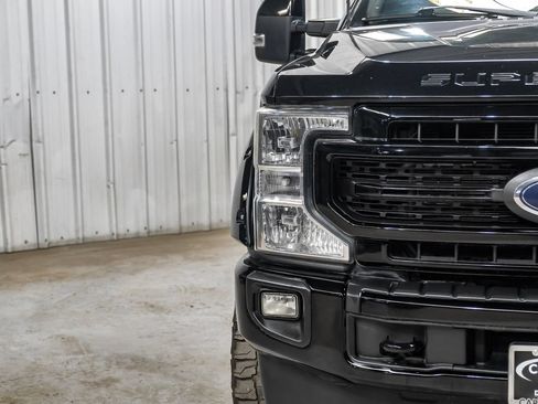 Used 2021 Ford F250 Lariat w/ Lariat Value Package AWD/4WD image 48