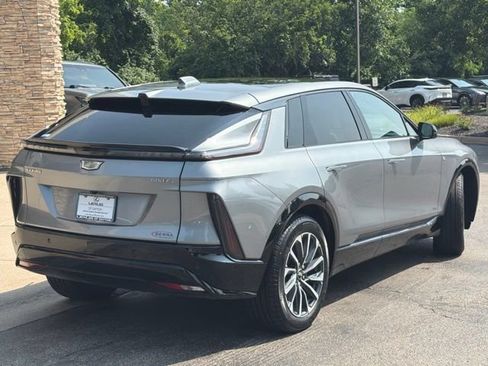 Used 2024 Cadillac Lyriq Sport w/ LPO, Floor Liner Package AWD/4WD image 7
