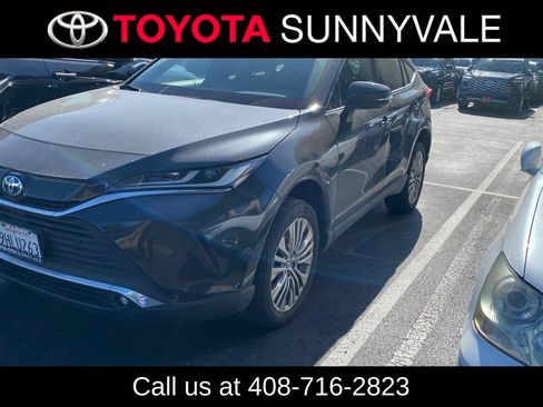 Used 2023 Toyota Venza XLE AWD/4WD image 1