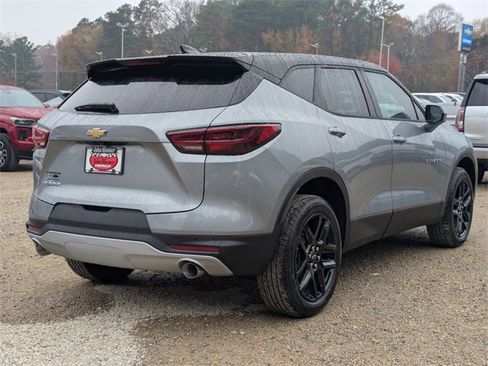 New 2026 Chevrolet Blazer LT image 2