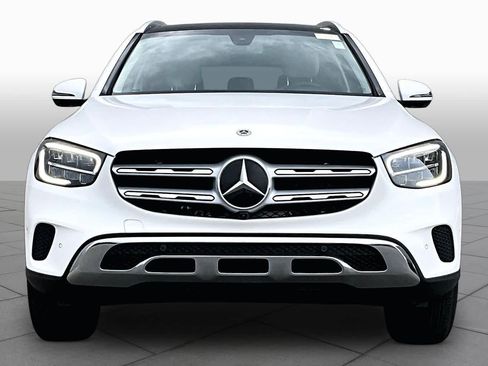 Used 2021 Mercedes-Benz GLC 300 image 4