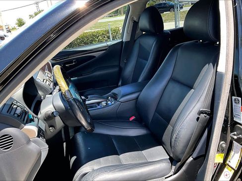 Used 2015 Lexus LS 460 L RWD image 8