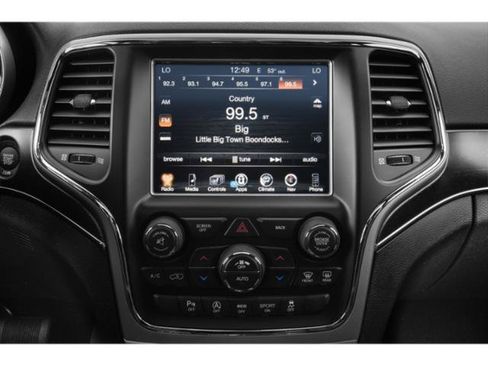 Used 2018 Jeep Grand Cherokee Limited AWD/4WD image 13
