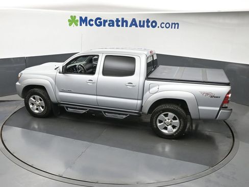 Used 2011 Toyota Tacoma 4x4 Double Cab w/ TRD Sport Pkg image 23