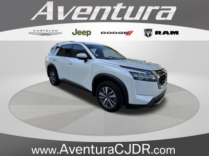 Used 2024 Nissan Pathfinder SL