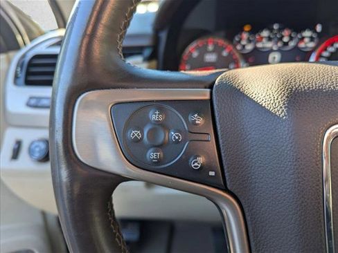 Used 2015 GMC Yukon XL Denali w/ Premium Package image 11