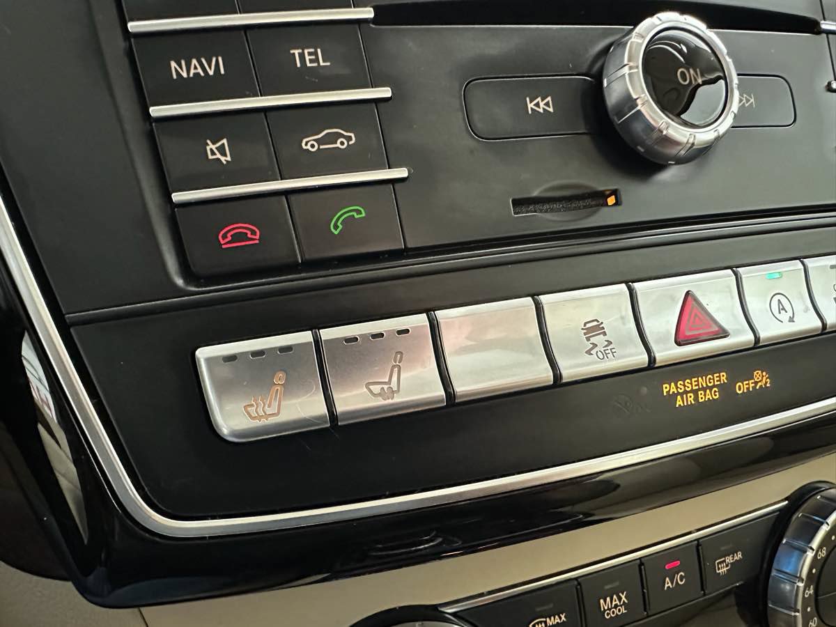 Used 2019 Mercedes-Benz GLS 550 4MATIC w/ Driver Assistance Package image 41