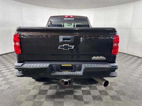 Used 2018 Chevrolet Silverado 2500 High Country w/ Duramax Plus Package image 4