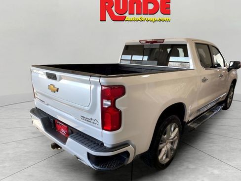 Used 2025 Chevrolet Silverado 1500 High Country w/ High Country Premium Package image 4